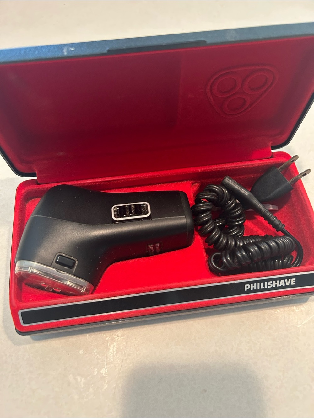 Philips Philishave Black Electric Shaver with Red Travel Case